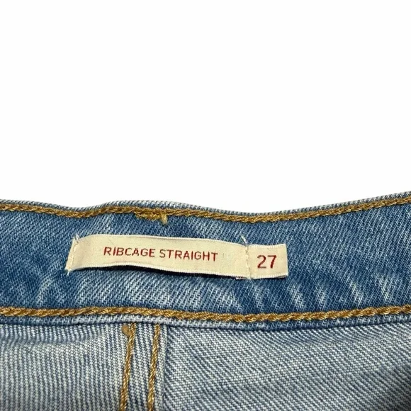 Levi's Premium Ribcage Straight Denim Shorts Frayed Hem | Light Wash | Size 27 - Picture 3 of 7